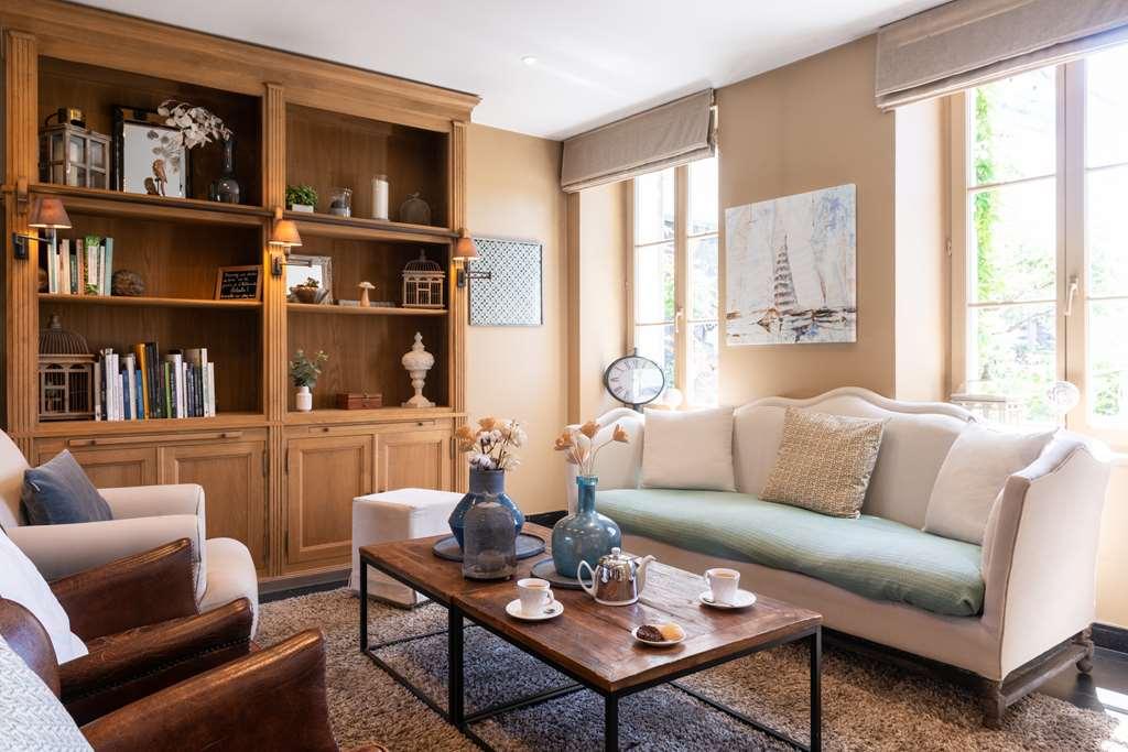 Hotel Traiteur Les Ormes, The Originals Relais Barneville-Carteret Facilities photo